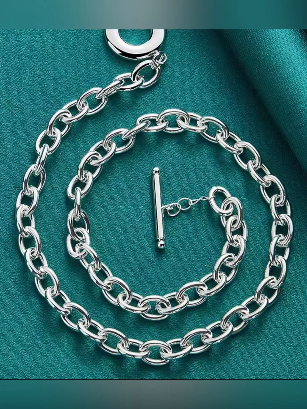 Silver Link Toggle Necklace